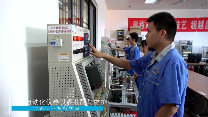 铠装不锈钢热电偶尺寸参数解析：关键指标与选型要点**